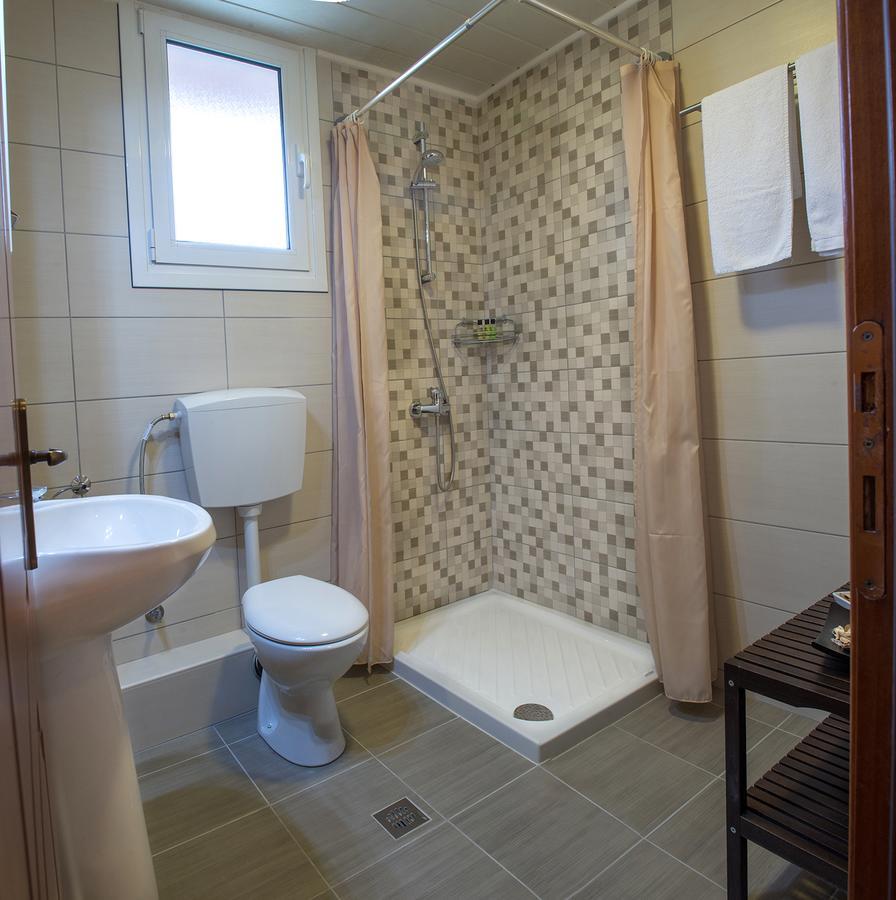 Nepheli Apartments And Studios Paralía 외부 사진